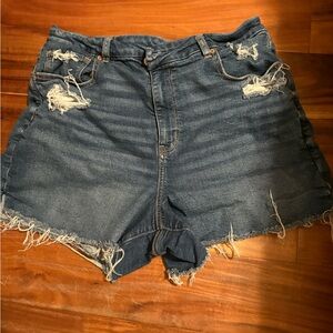American‎ Eagle Outfitters Ripped Denim Shorts (0805)